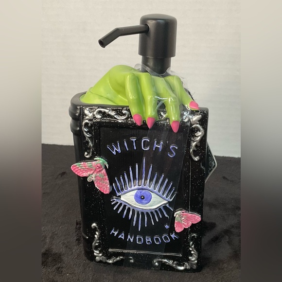 Other - Witch's Hand Soap Dispenser - Black and Green